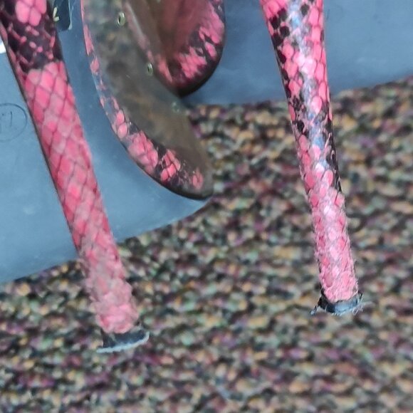 Transparent Lucite Pump Heel with Pointed Toe Cape Robbin - Picture 8 of 12